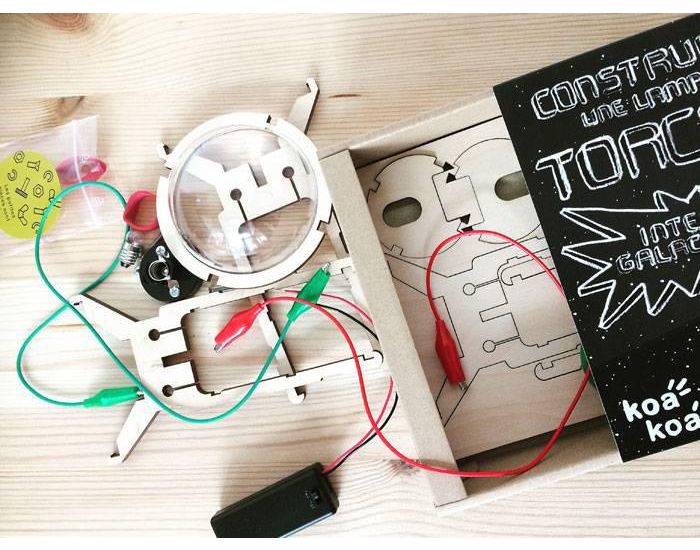 KOA KOA Construis une Lampe Torche - Ds 8 ans (1)