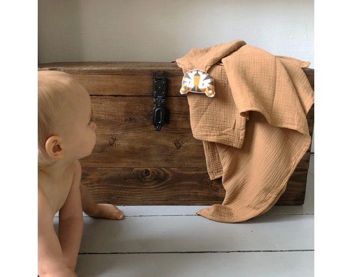 CAROTTE & CIE Doudou Tigre en Double Gaze - Camel - D�s la Naissance (2)