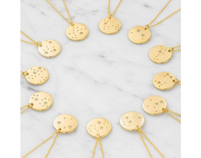 THE GOOD KARMA SHOP Collier Signe du Zodiaque Or 18 Carats - Verseau (1)